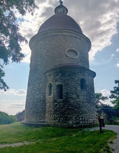 Rotunda sv. Juraja Skalica