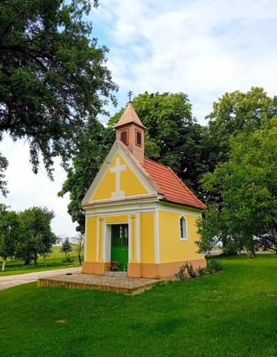 Kaplnka sv. Urbana v radošovských vinohradoch