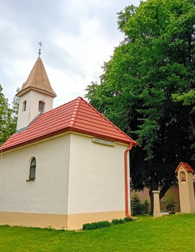 Kaplnka Sedembolestnej Panny Márie Radošovce