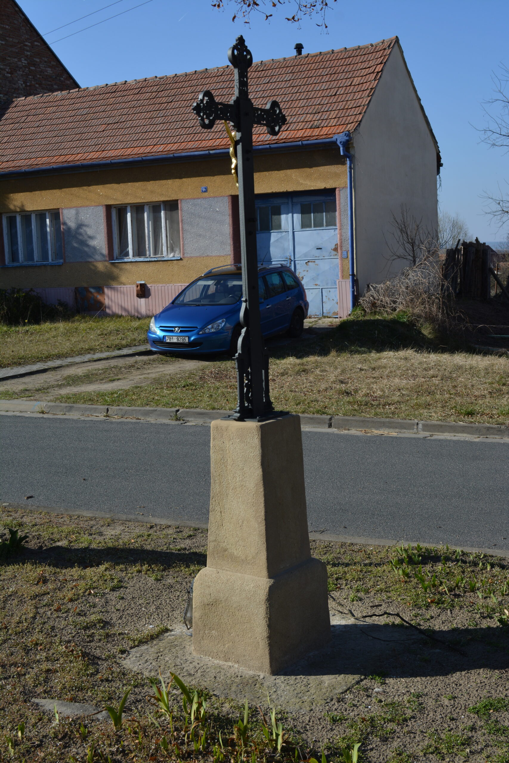 Kříž u pošty Vacenovice