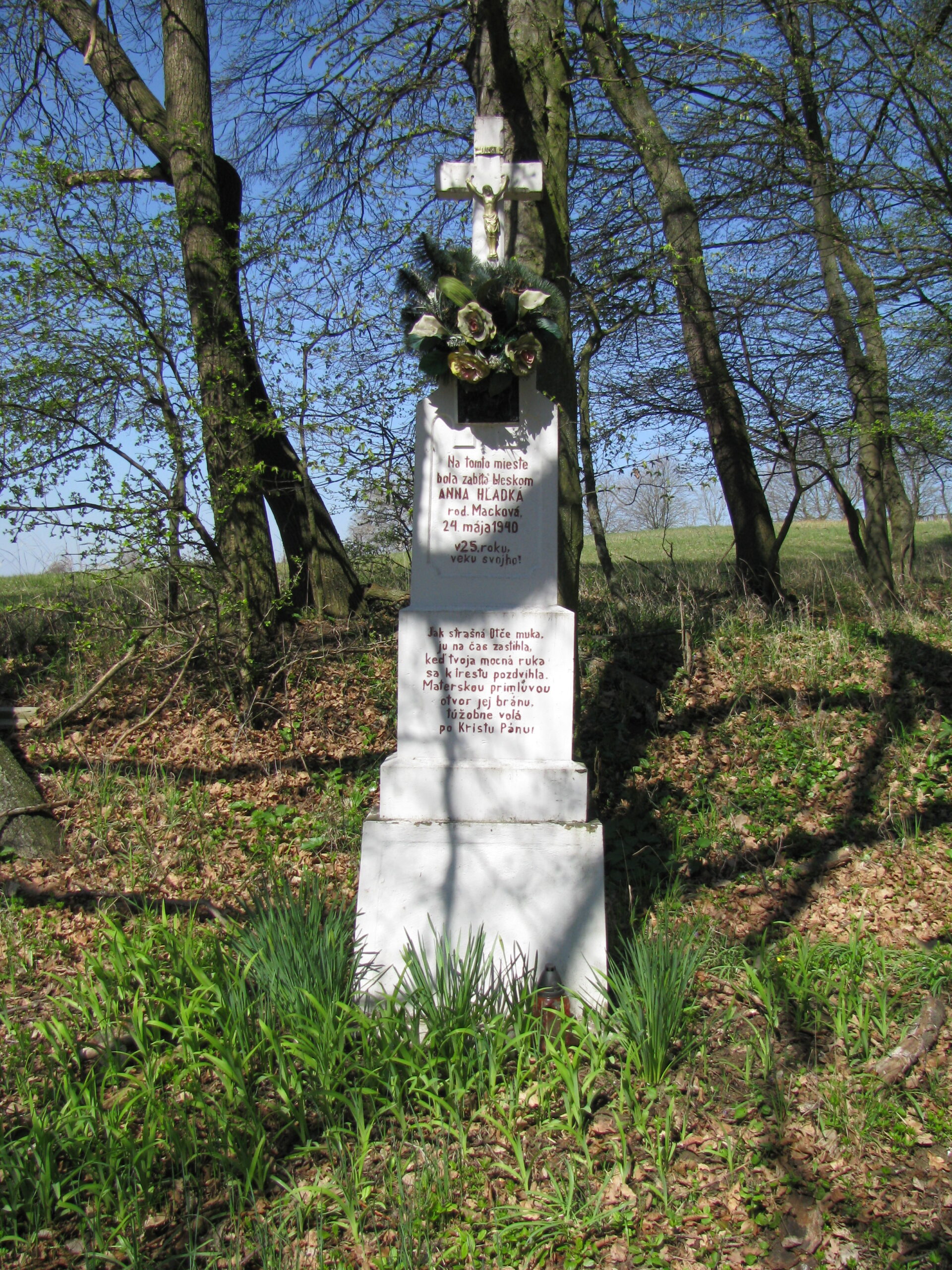 Mackových kříž Radimov