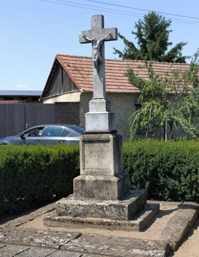 Kříž u staré školky Ratíškovice